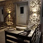 Апартаменты Alora House