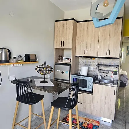 Alora House 아파트 케팔로스