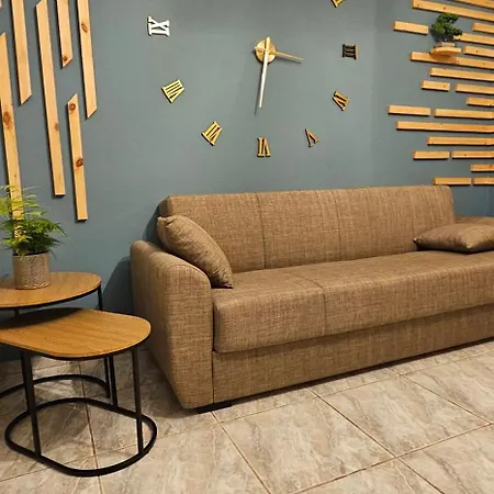 Alora House Apartment