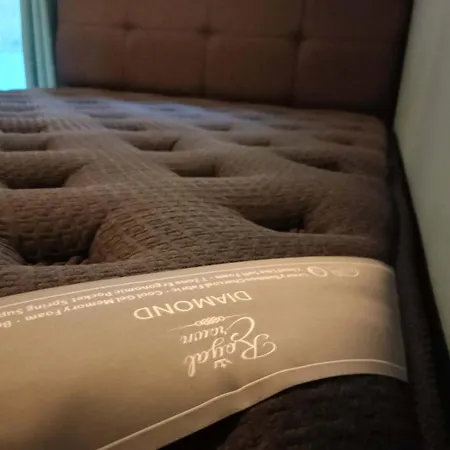 Alora House Apartment *